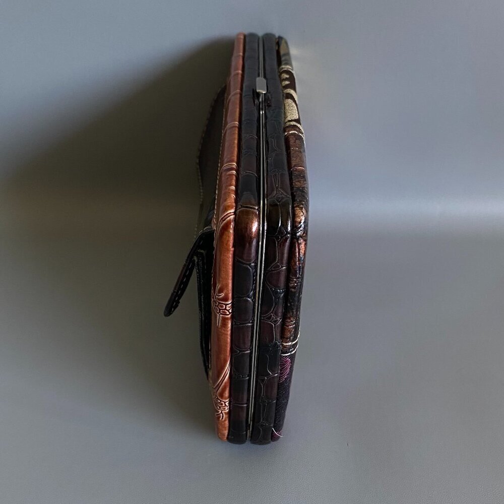 Structured Patchwork Hinged Multimedia Wallet - Picture 3 of 13